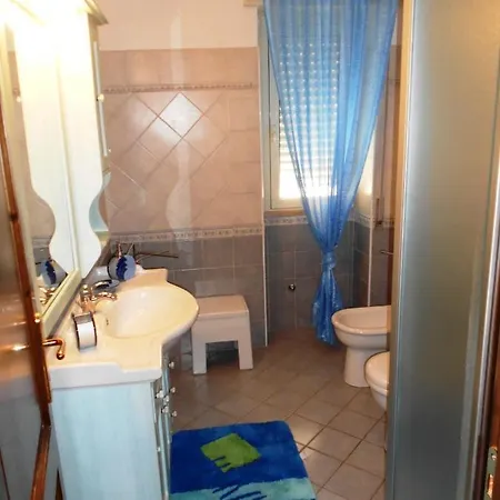 House And Apts. In 33558 Apartment Cala Gonone